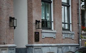 Hotel Iris